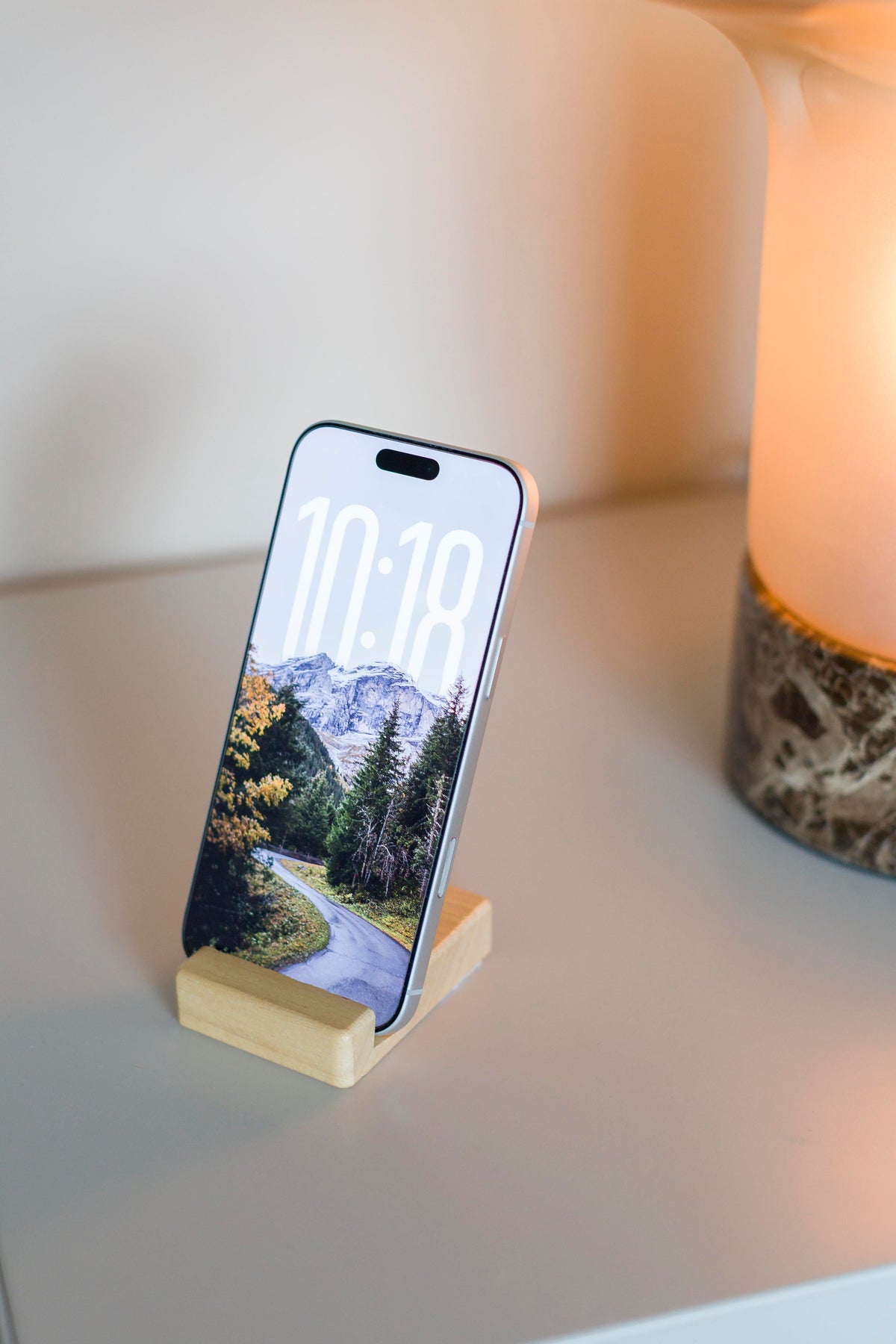 Telefoonhouder Nyla | Hout