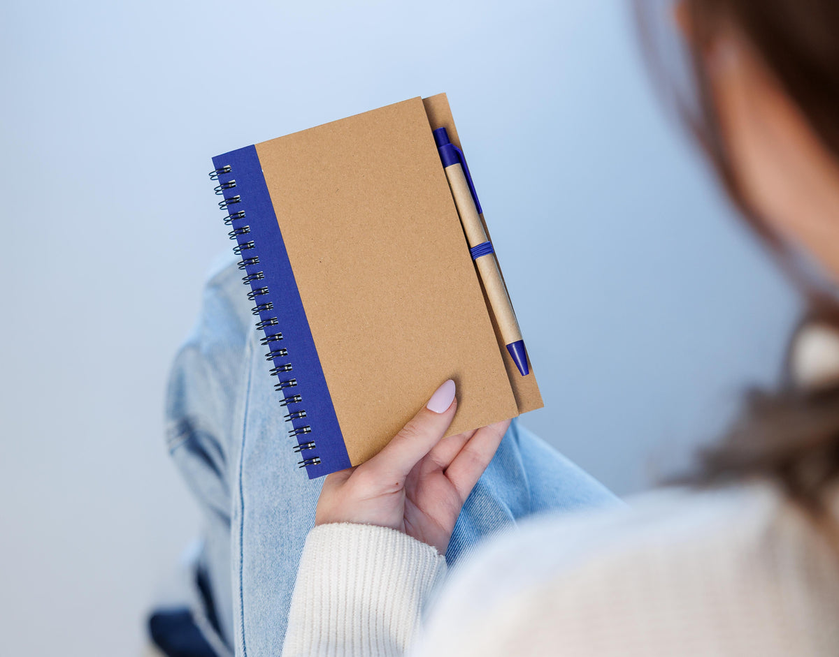 Notitieboek Stella | Karton | Gelijnd | Met balpen